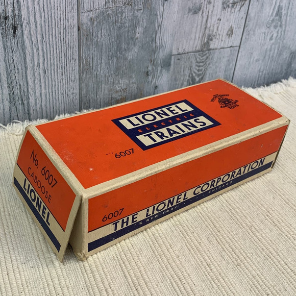 Vintage Lionel 6007 Plastic Cherry Red Caboose Train Car Large O Scale - Picture 6 of 6